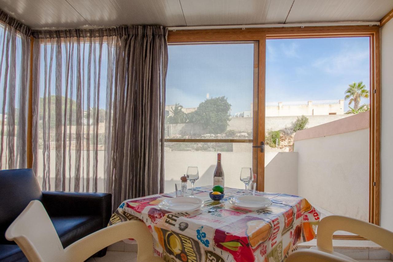 Pool And Sea Merill Apartments - Happy Rentals Mellieha Bagian luar foto