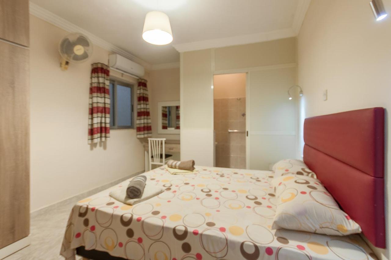 Pool And Sea Merill Apartments - Happy Rentals Mellieha Bagian luar foto