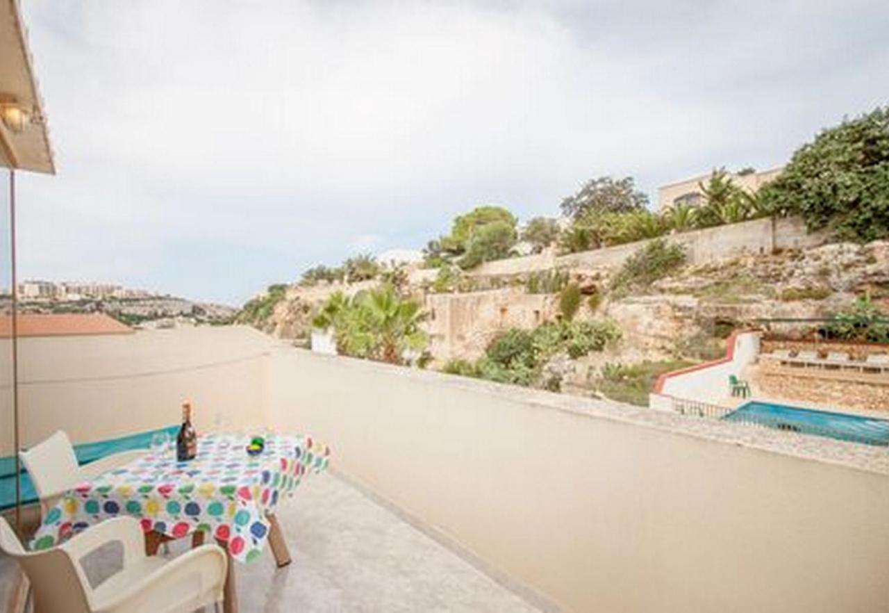 Pool And Sea Merill Apartments - Happy Rentals Mellieha Bagian luar foto