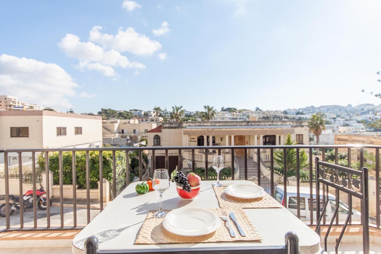 Pool And Sea Merill Apartments - Happy Rentals Mellieha Bagian luar foto
